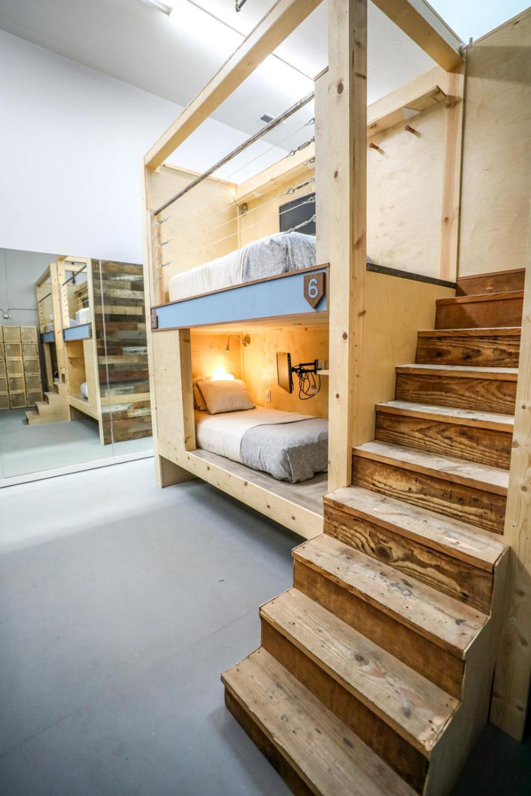 Podshare San Francisco Marina Hostel ภายนอก รูปภาพ